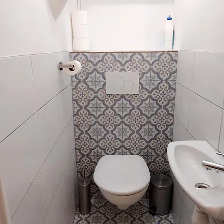 Apartment Rose Souplex *